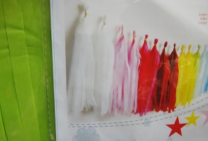 Гирлянда-кисточки из тишью (длина 200 см ) цвет салатовый 