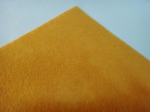 Фетр оранжевый( 1 х200х300  мм)